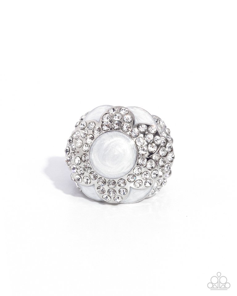 Pearly Podium - White - Paparazzi Ring Image