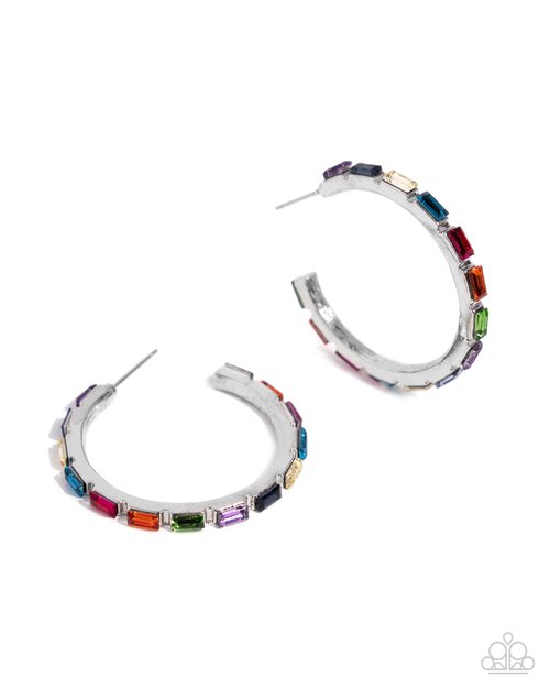 Carnival Chic - Earrings - Paparazzi Earring Image