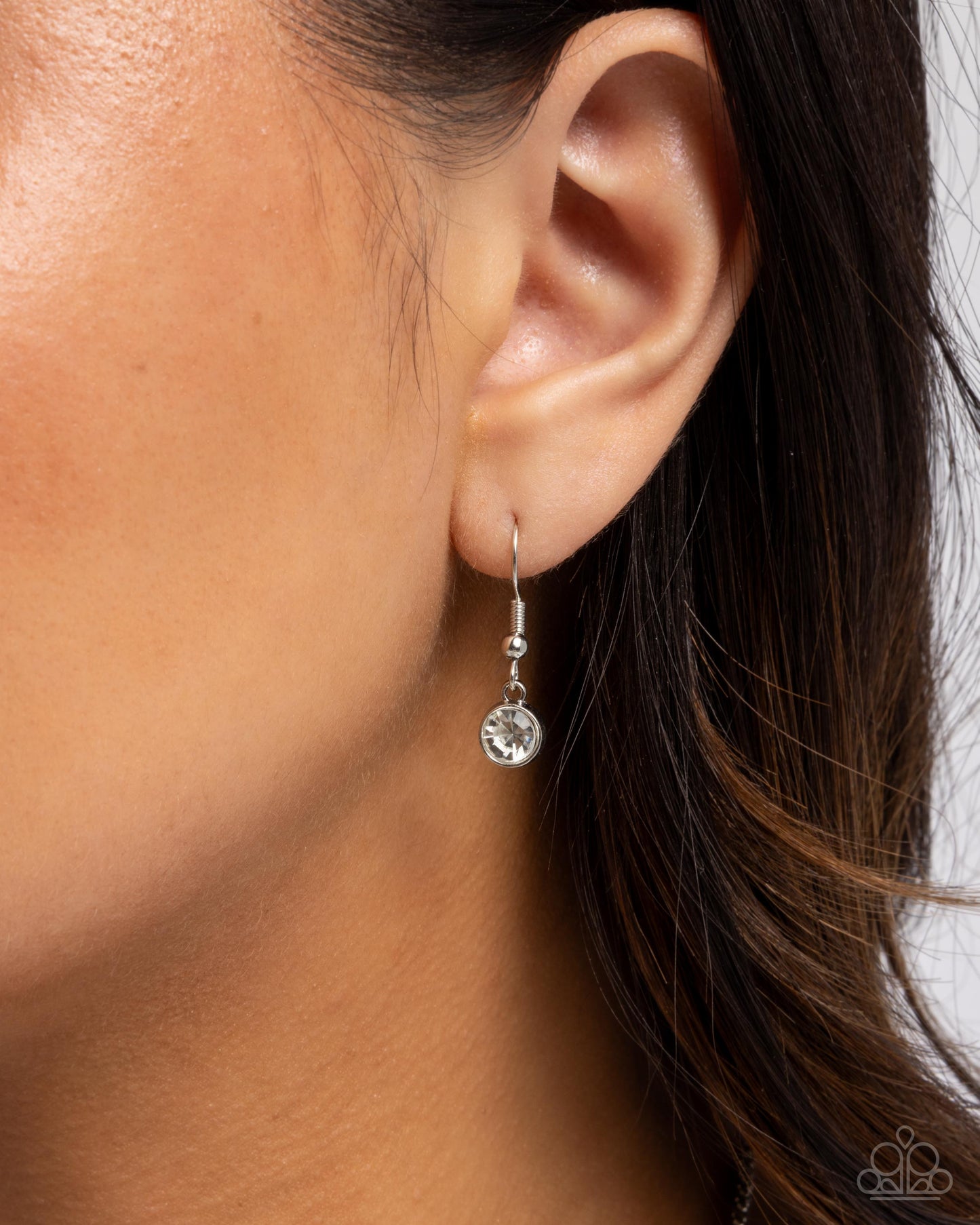 Flight Dynamics - White - Paparazzi Necklace Image