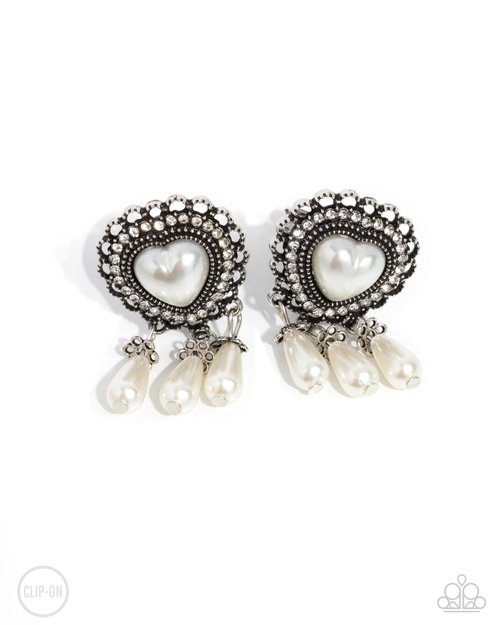 Sumptuous Story - Paparazzi Earring Image