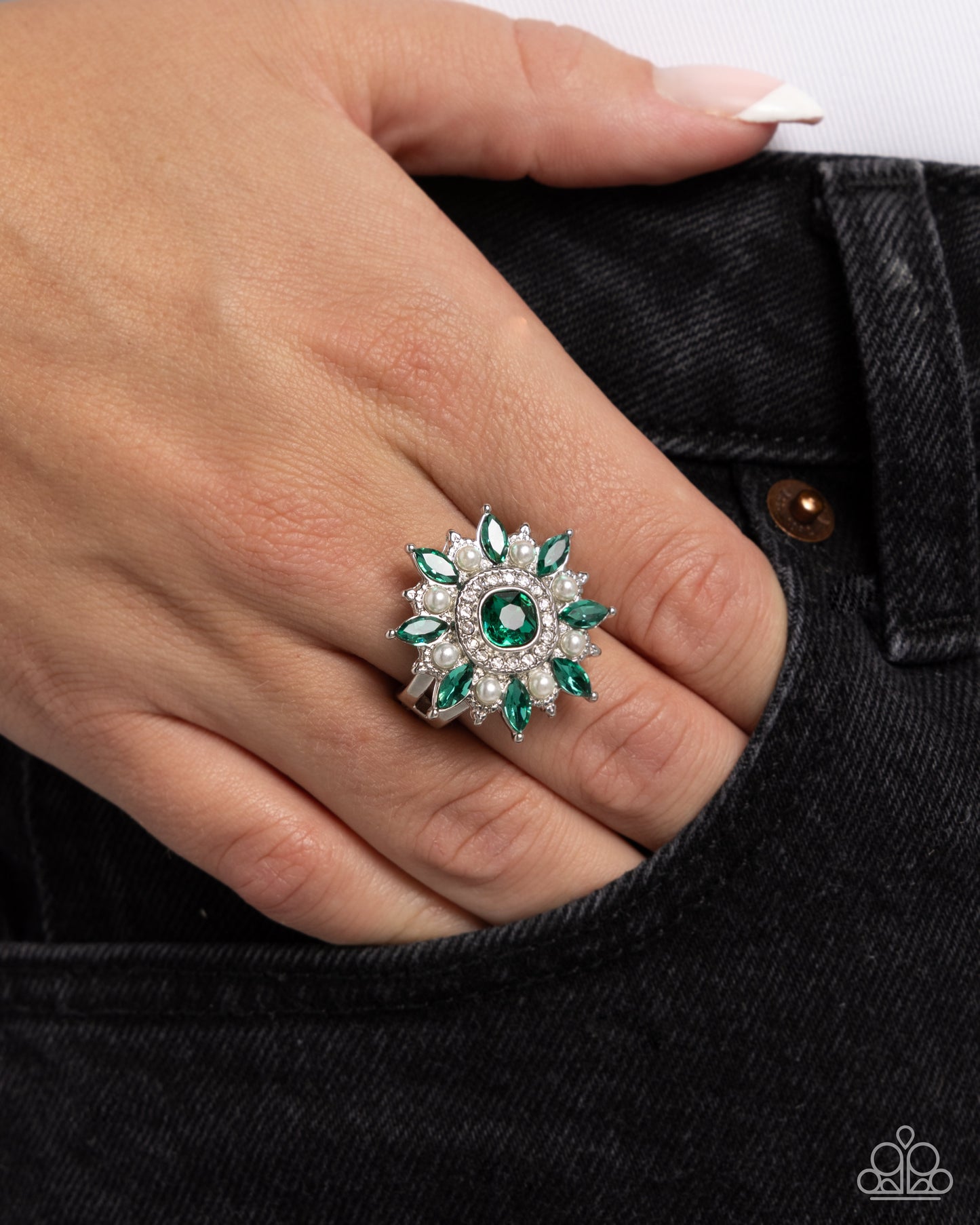 Forge Ahead - Green - Paparazzi Ring Image