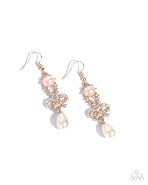 Alluring Advocate - Gold - Paparazzi Earring Image