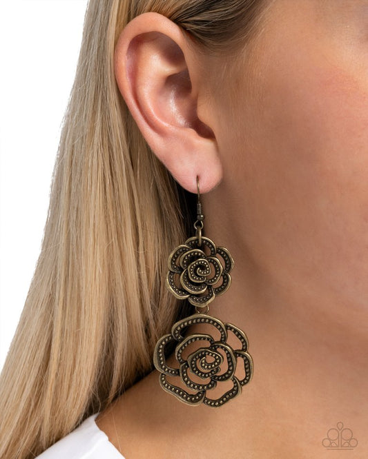 Reminiscent Rosette - Brass - Paparazzi Earring Image