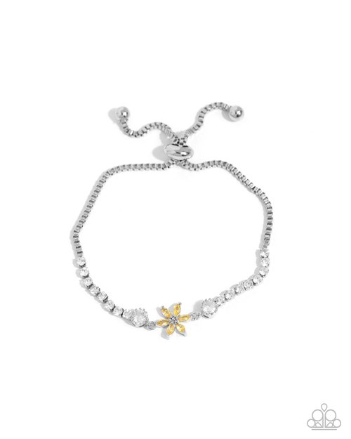 Dainty Delivery - Paparazzi Bracelet Image