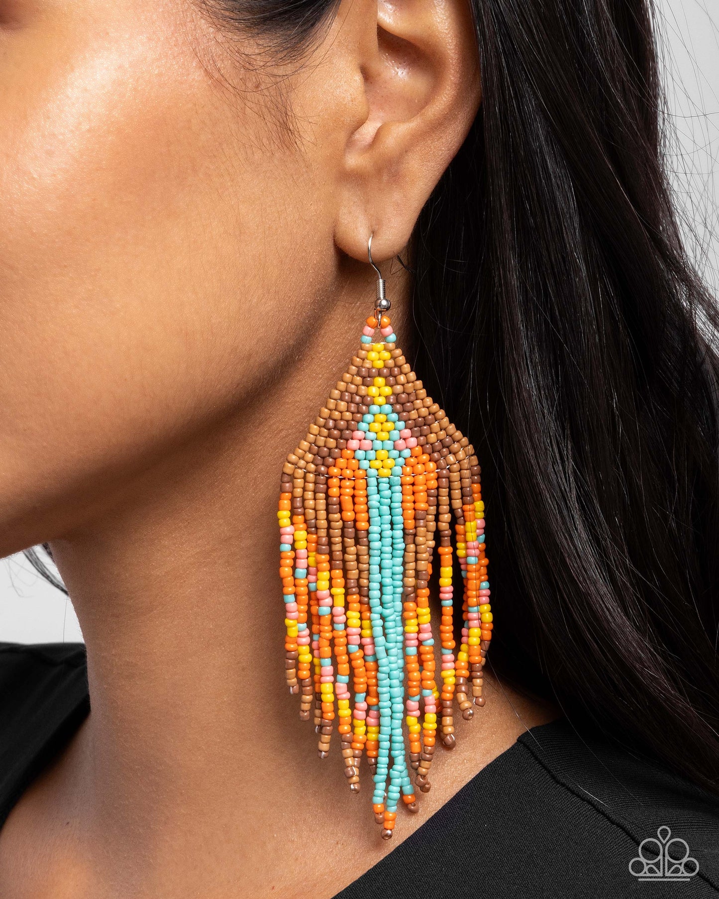 Paramount Pattern - Paparazzi Earring Image