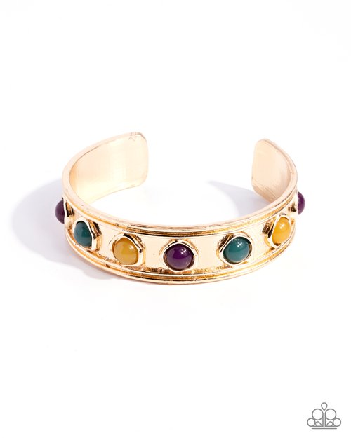 Fitted Fancy - Gold - Paparazzi Bracelet Image