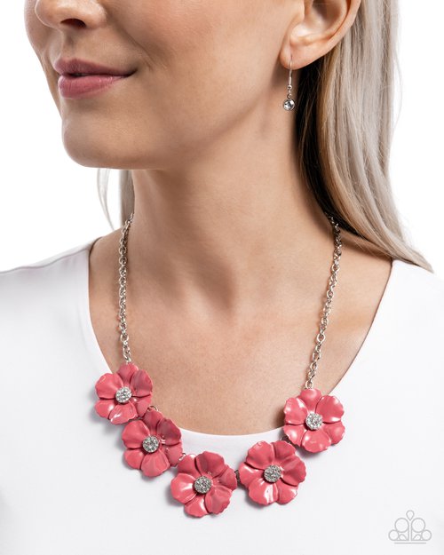 Floral Favor - Paparazzi Necklace Image