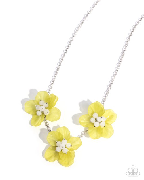 Petaled Promotion - Green - Paparazzi Necklace Image