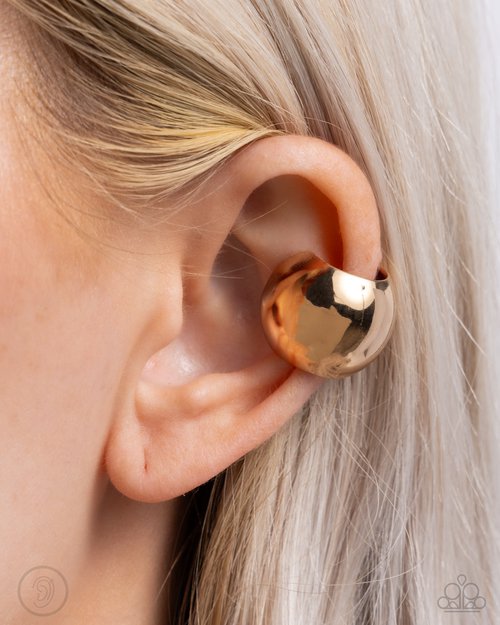 American CURL - Gold - Paparazzi Earring Image