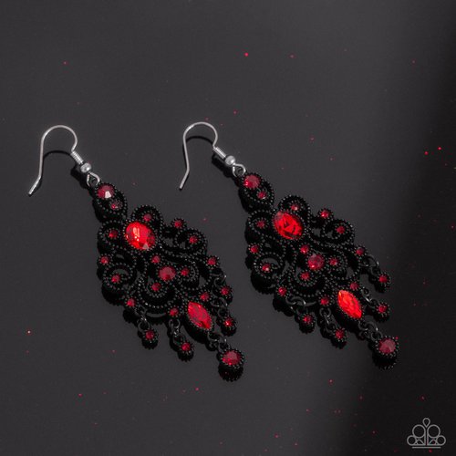 Chandelier Celebration - Paparazzi Earring Image