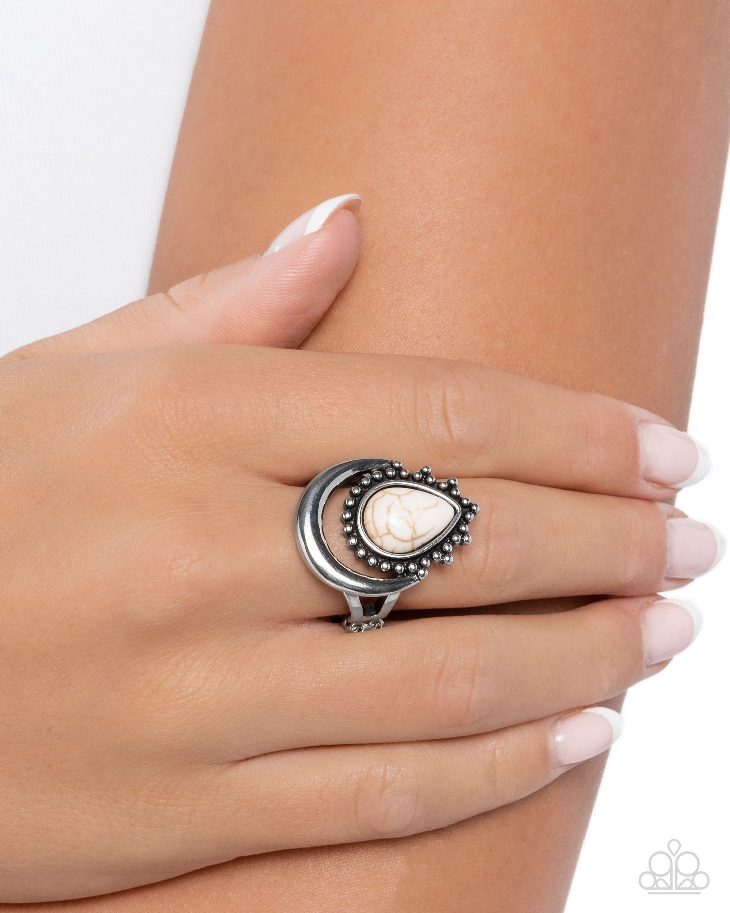 Tranquil Trinket - White - Paparazzi Ring Image