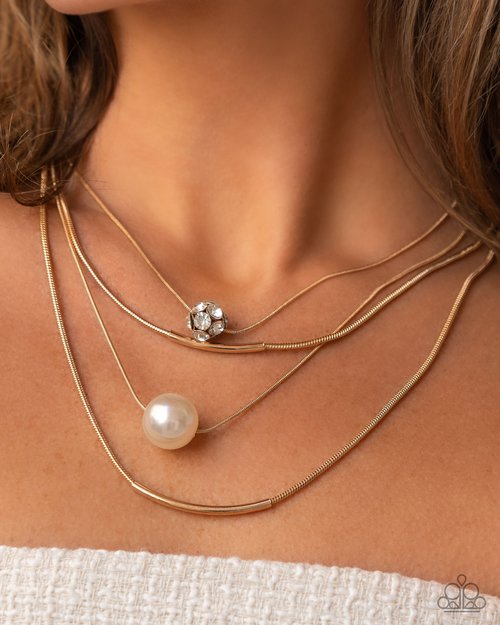 Phenomenal Pearls - Paparazzi Necklace Image