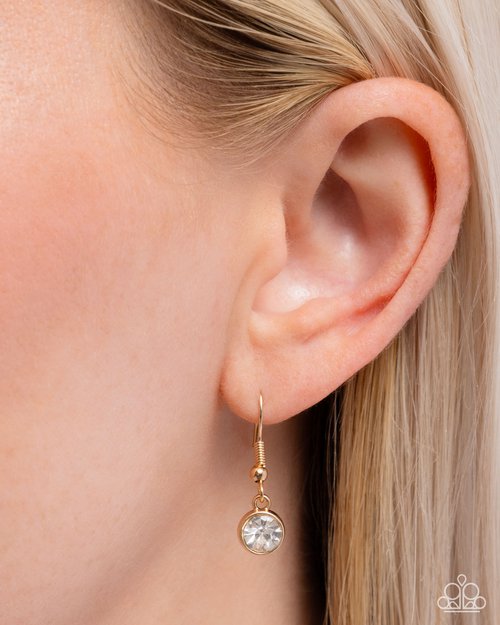 Phenomenal Pearls - Paparazzi Necklace Image