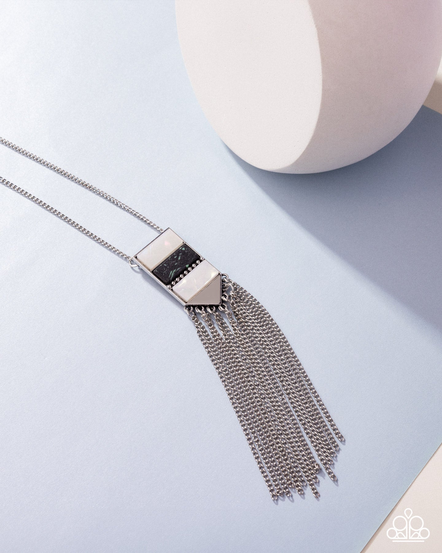 Earthy Effect - Paparazzi Necklace Image