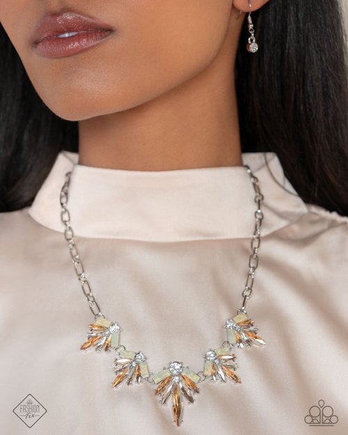 Superb Shine - Necklace - Paparazzi Necklace Image