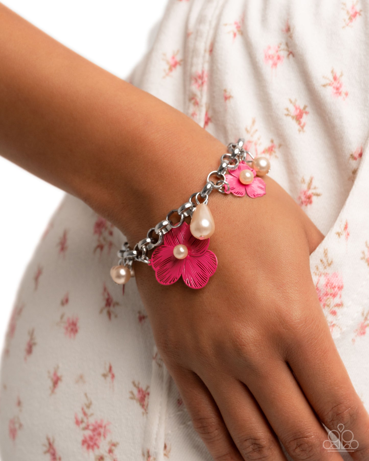 Whimsical Ware - Complete Look - Pink - Paparazzi Product Image