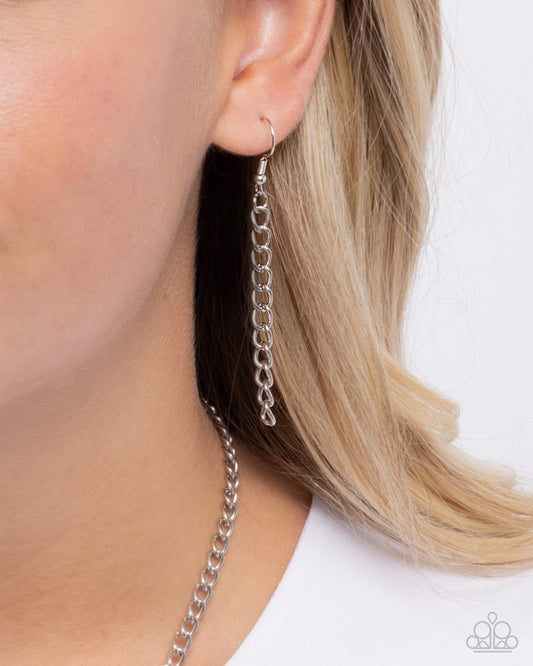 A Heartbeat Away - Paparazzi Necklace Image