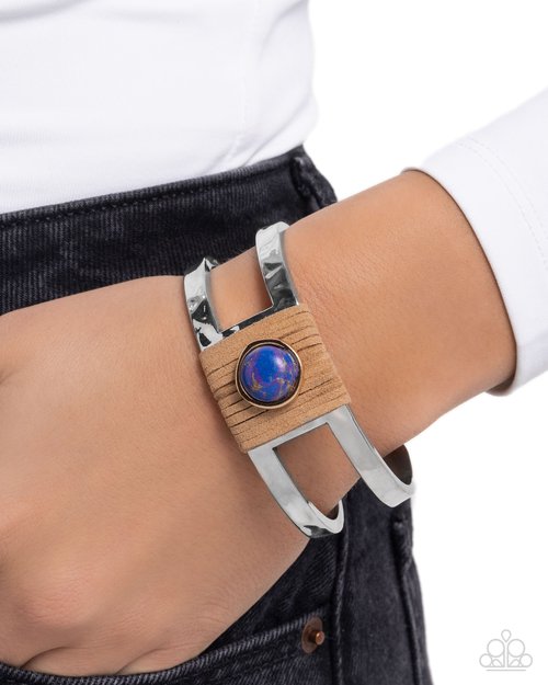 SUEDE Vacation - Paparazzi Bracelet Image