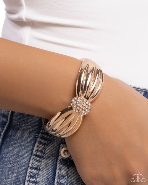 Blingy Breadth - Paparazzi Bracelet Image