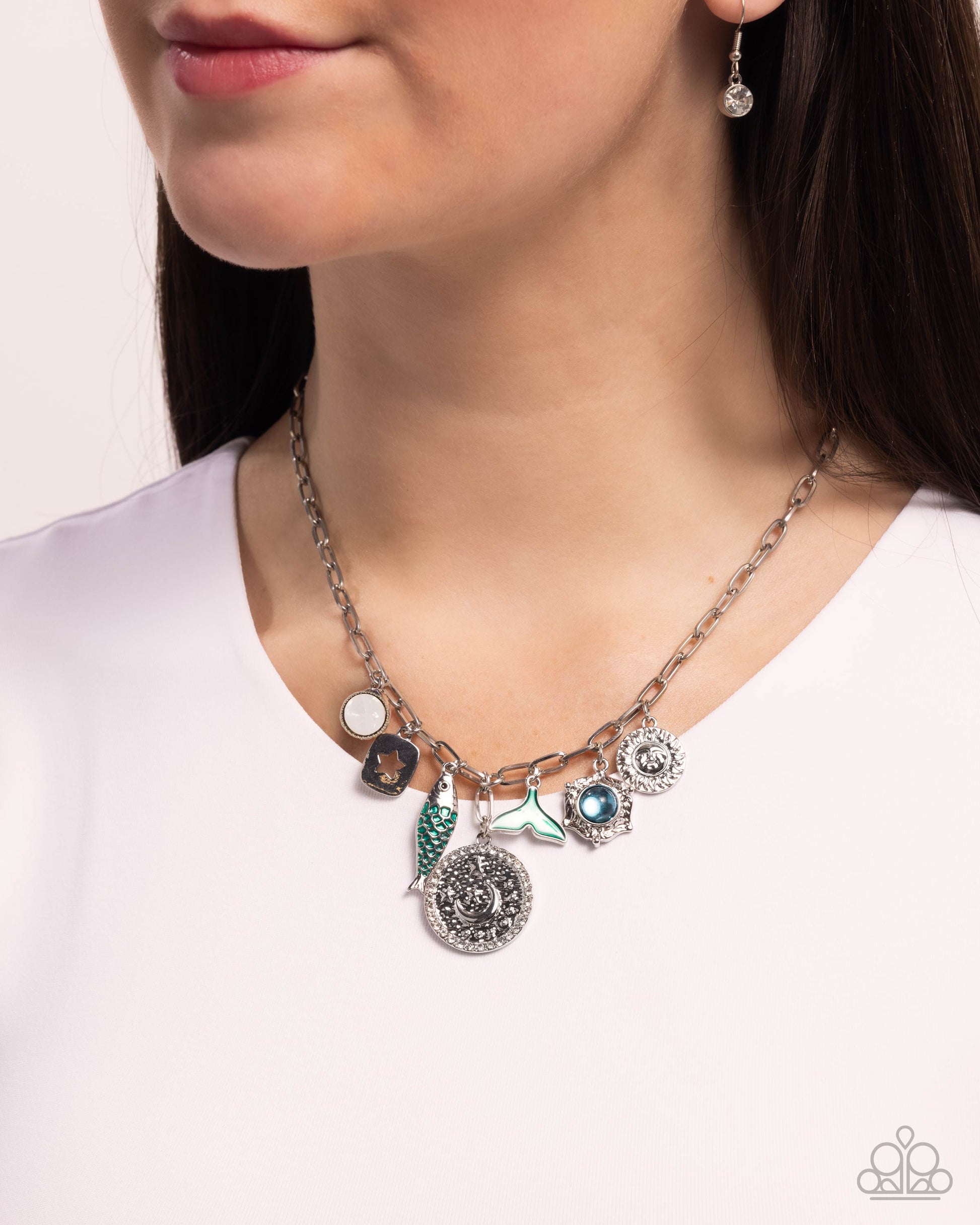 Mismatched Mystery - Green - Paparazzi Necklace Image