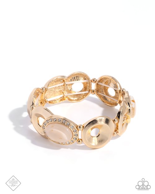 Feminine Flecks - Gold - Paparazzi Bracelet Image