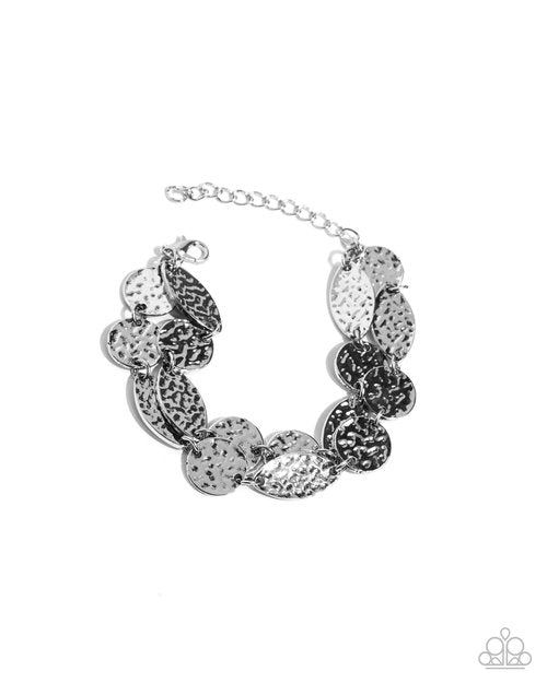 Hammered Hangout - Silver - Paparazzi Bracelet Image