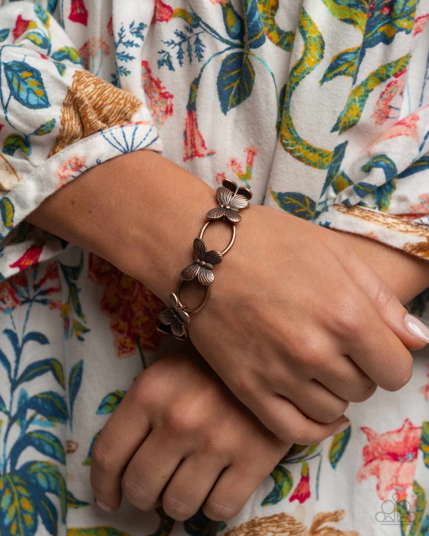 Fluttering Form - Complete Look - Copper - Paparazzi Product Image