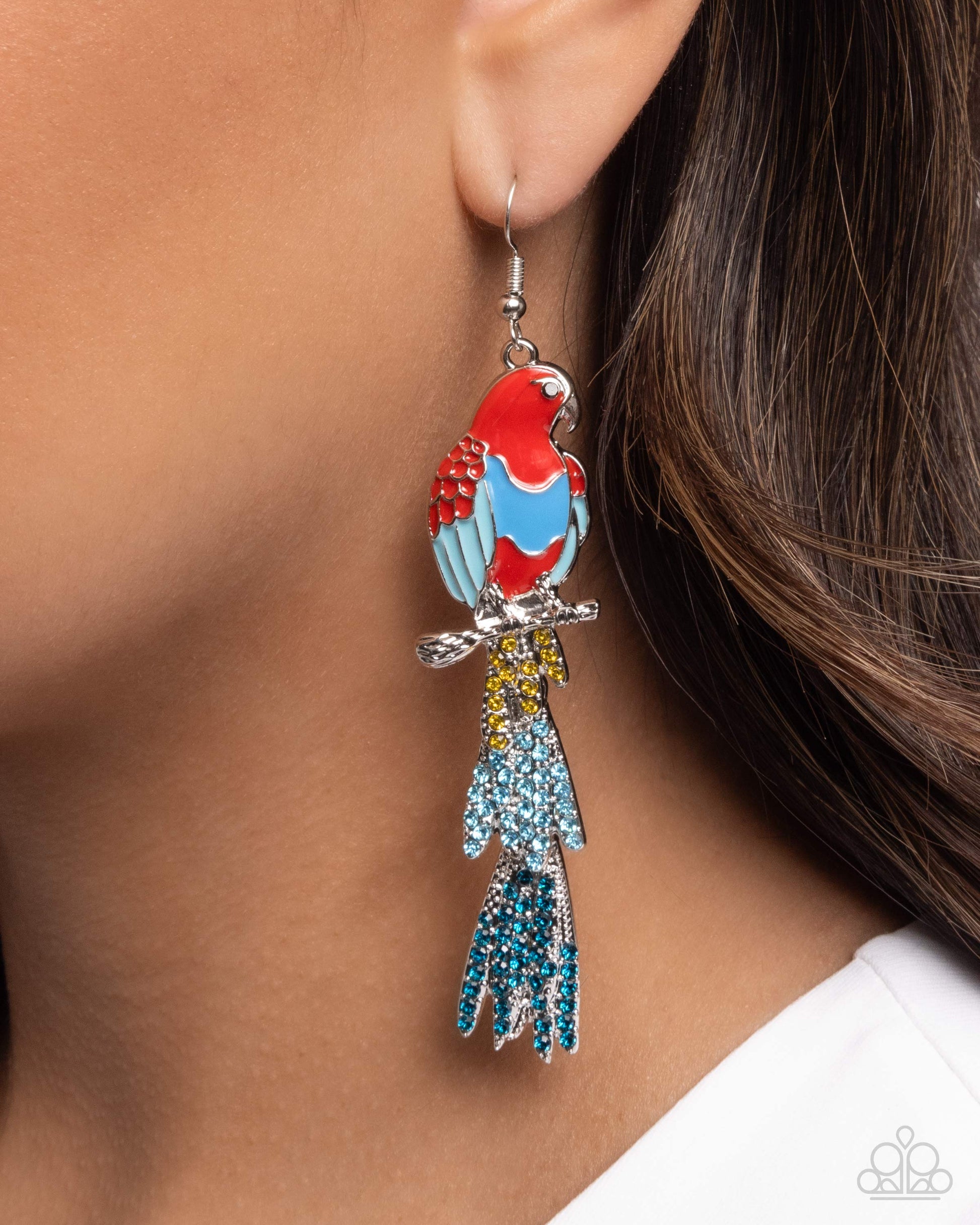 Parrot Pull - Paparazzi Earring Image