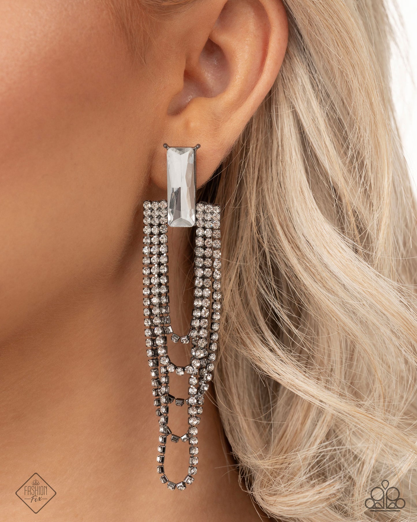Resounding Radiance - Black - Paparazzi Earring Image