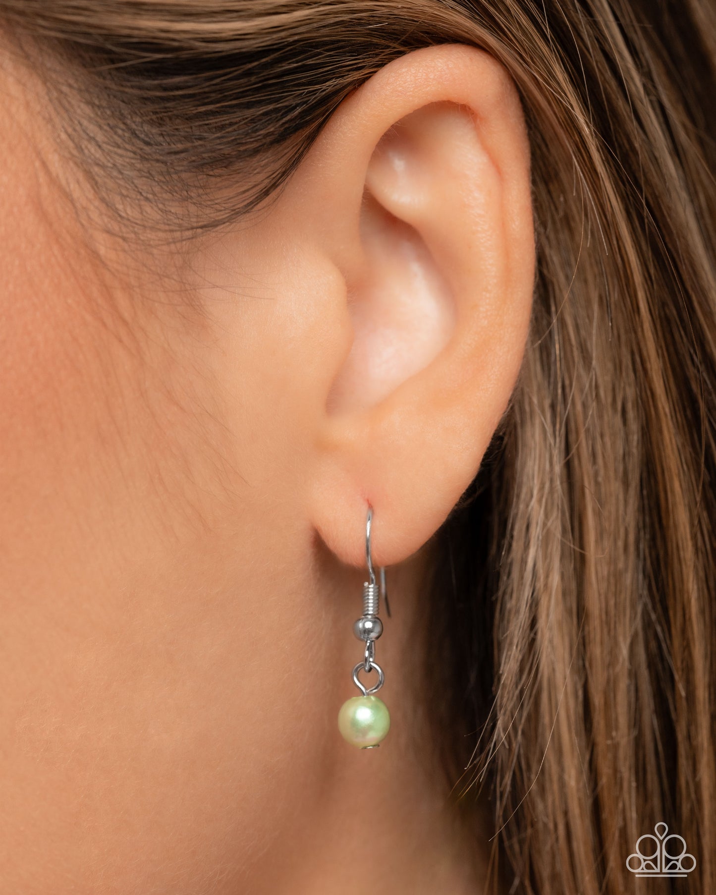 Conscious Chic - Complete Look - Green - Paparazzi Product Image