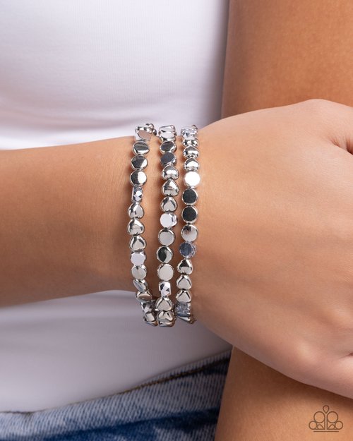 Instant Shimmer - Paparazzi Bracelet Image