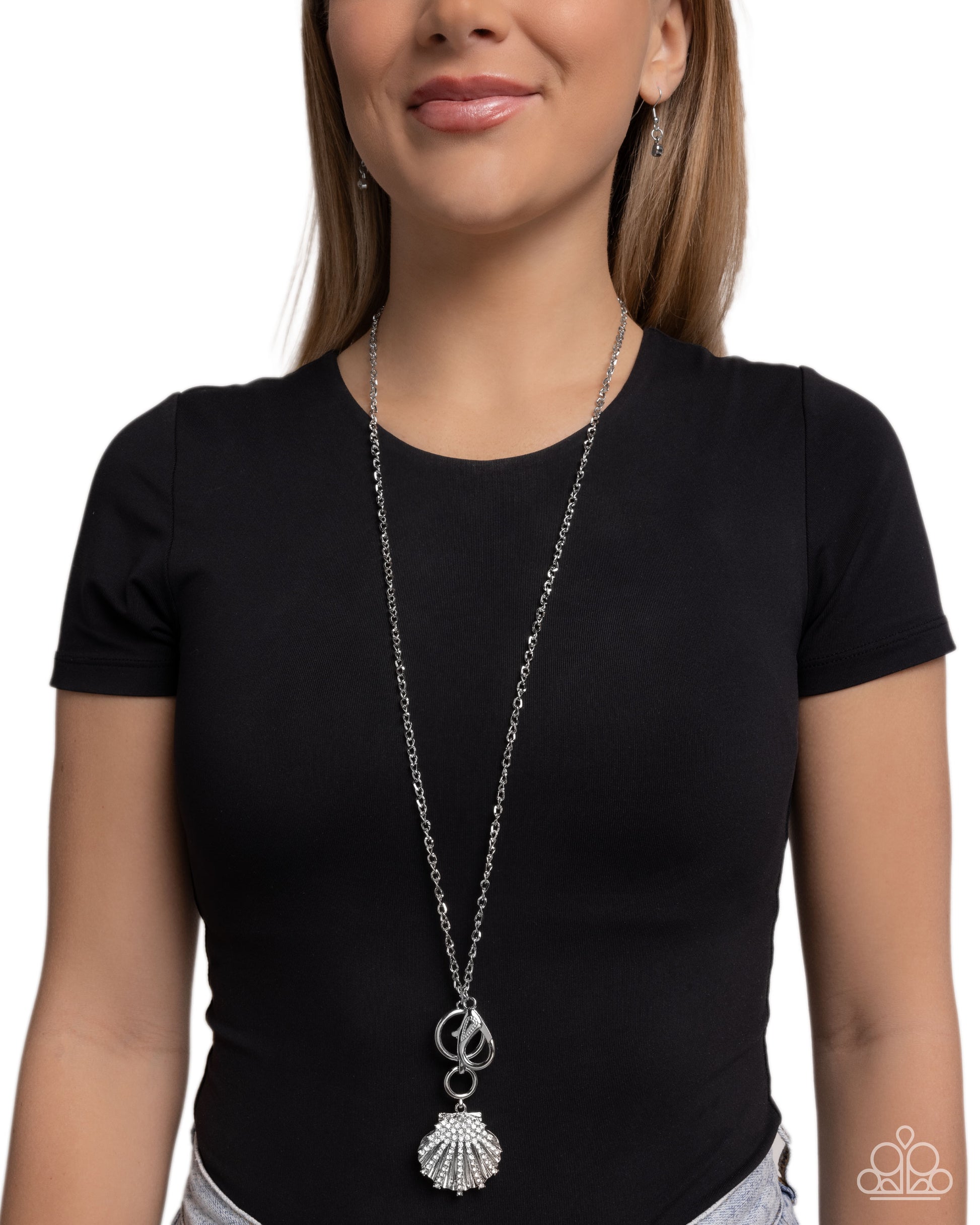 Seashell Socialite - Paparazzi Necklace Image