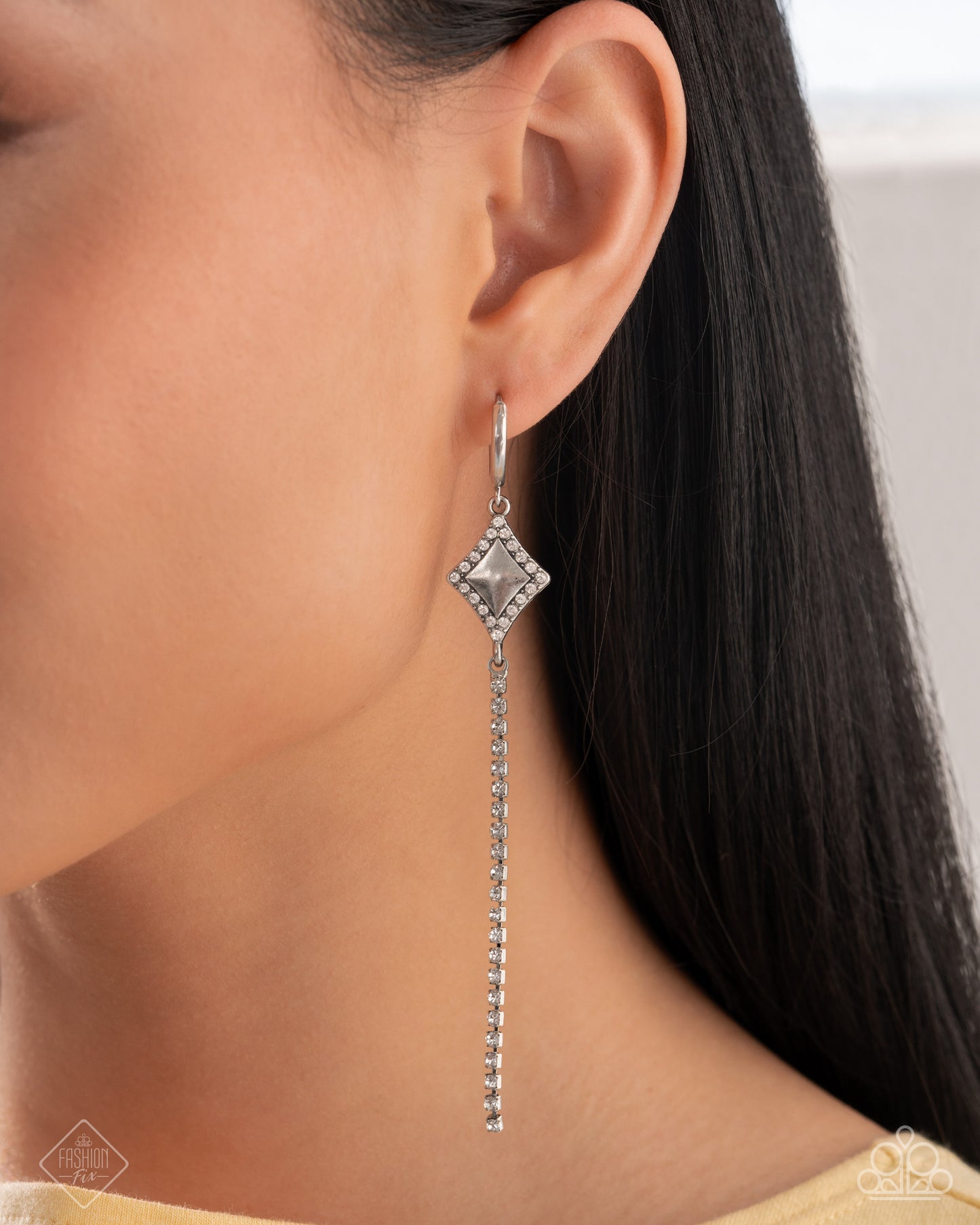 Soft-Hearted Sentiment - White - Paparazzi Earring Image