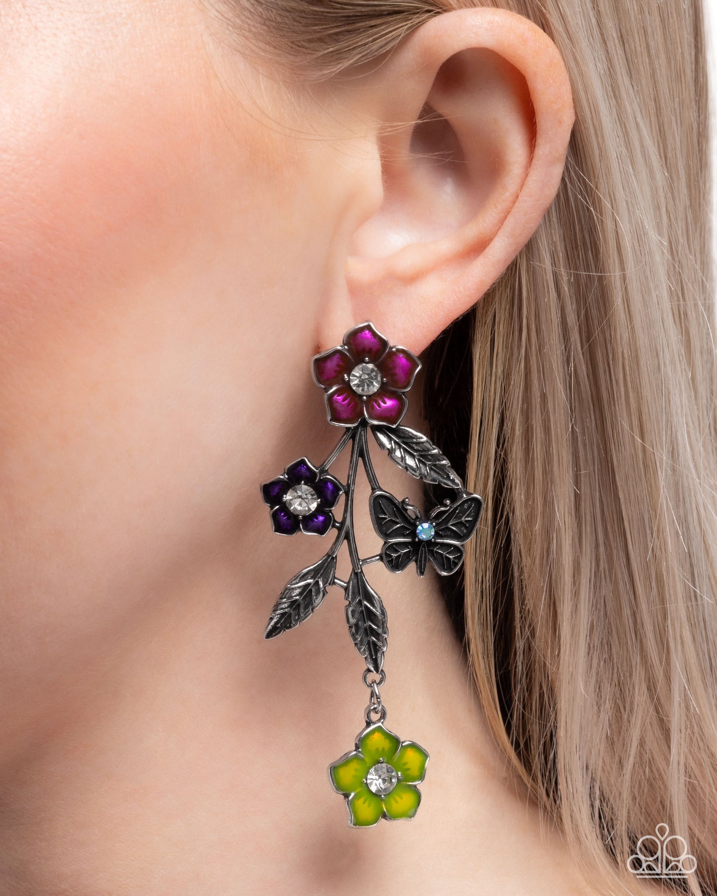 Whimsical Weekend - Earrings - Paparazzi Earring Image