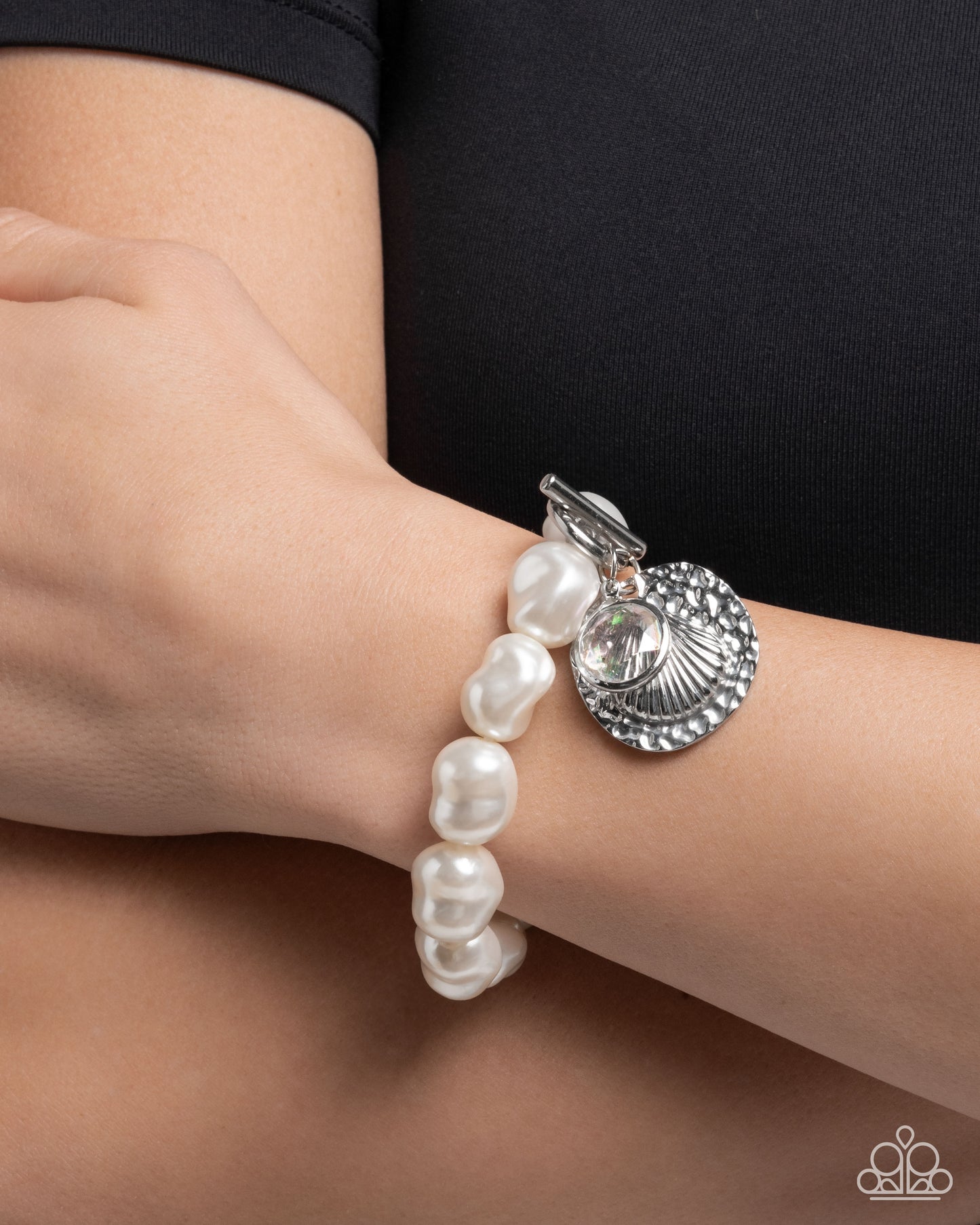 Coastal Cadenza - White - Paparazzi Bracelet Image