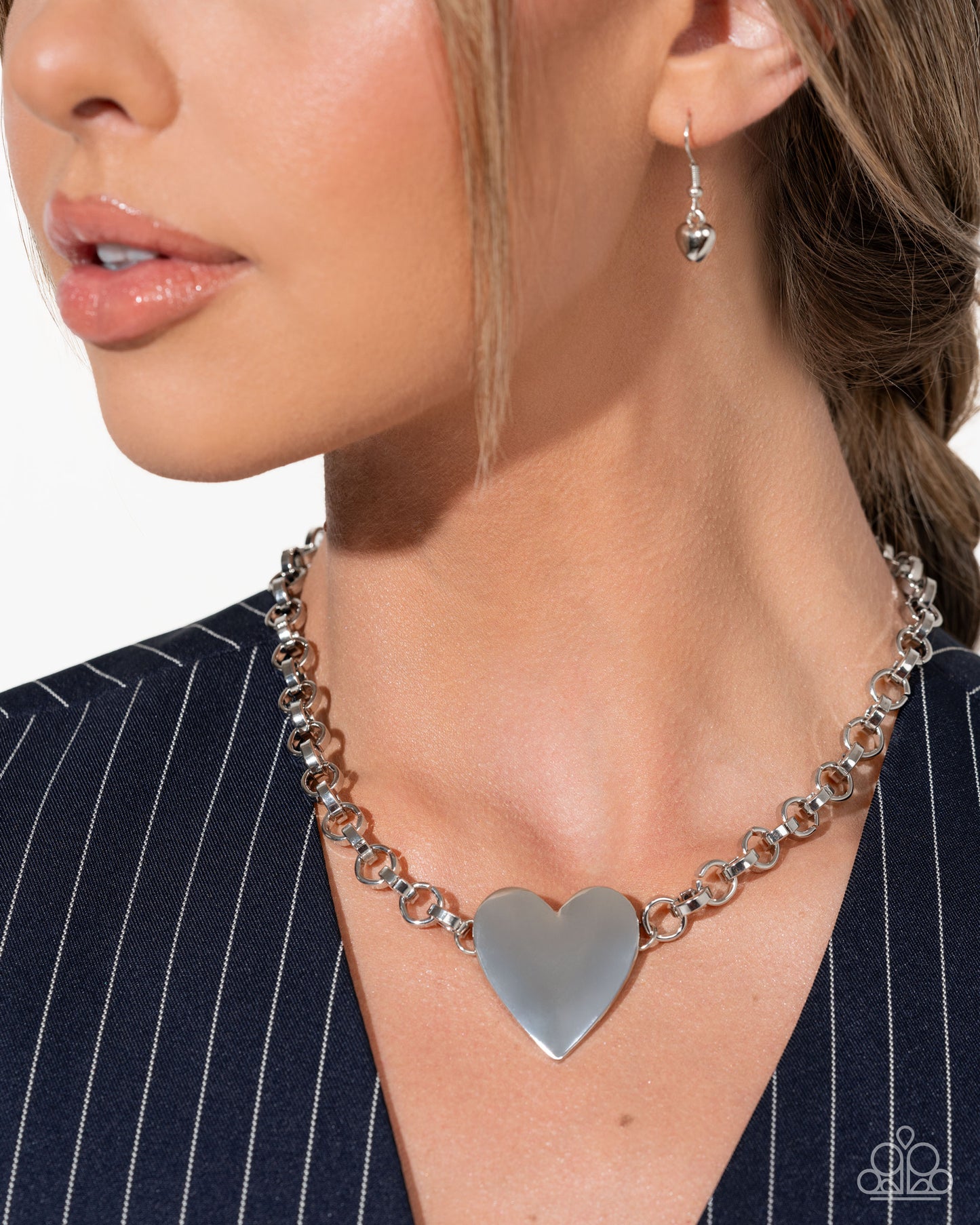 Sweet Start - Complete Look - Silver - Paparazzi Product Image