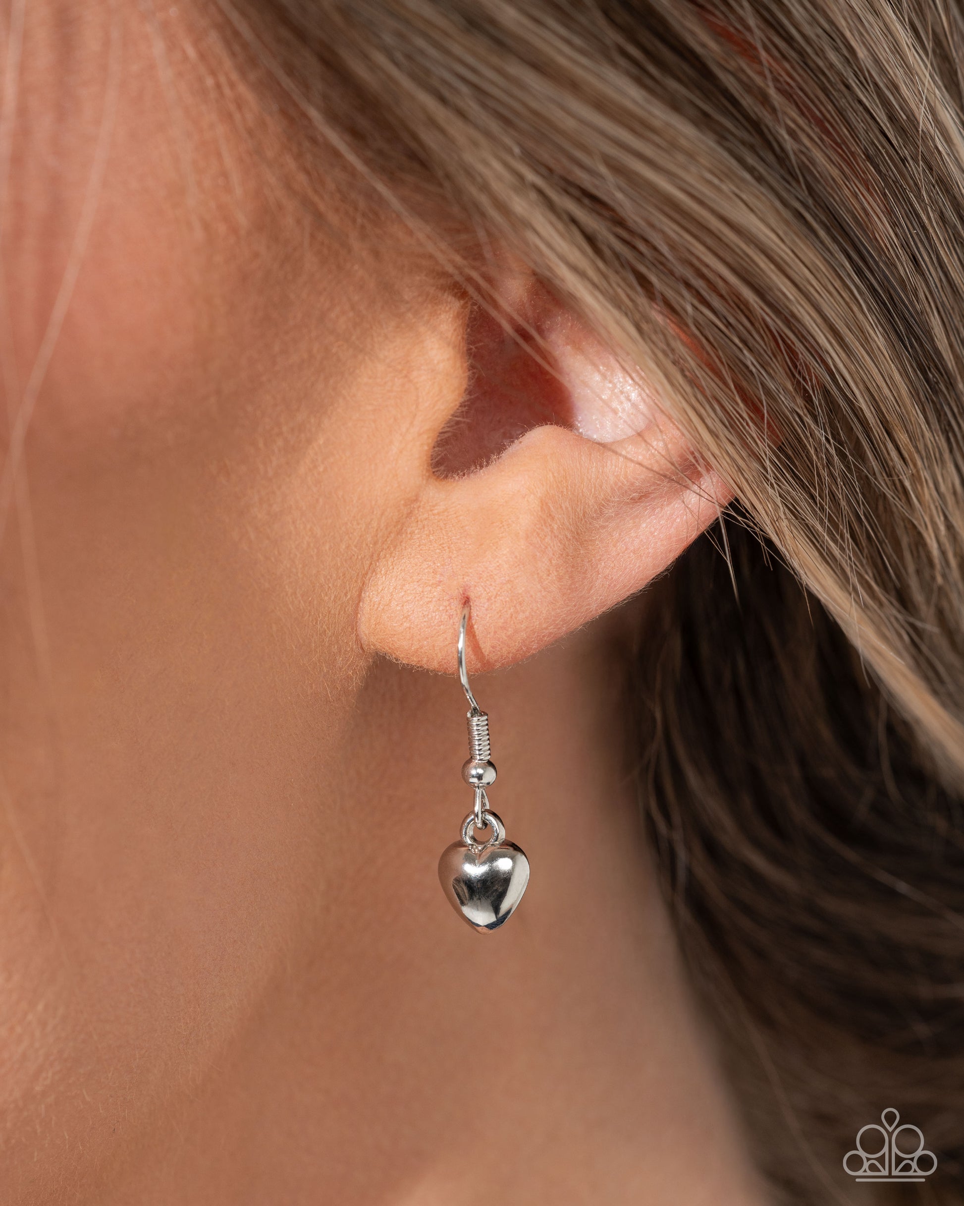 Sweet Start - Complete Look - Silver - Paparazzi Product Image