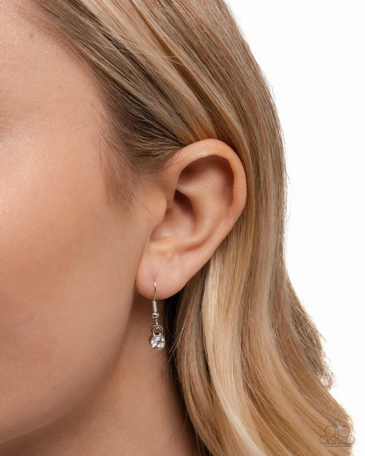 Dreamy Design - Pink - Paparazzi Necklace Image