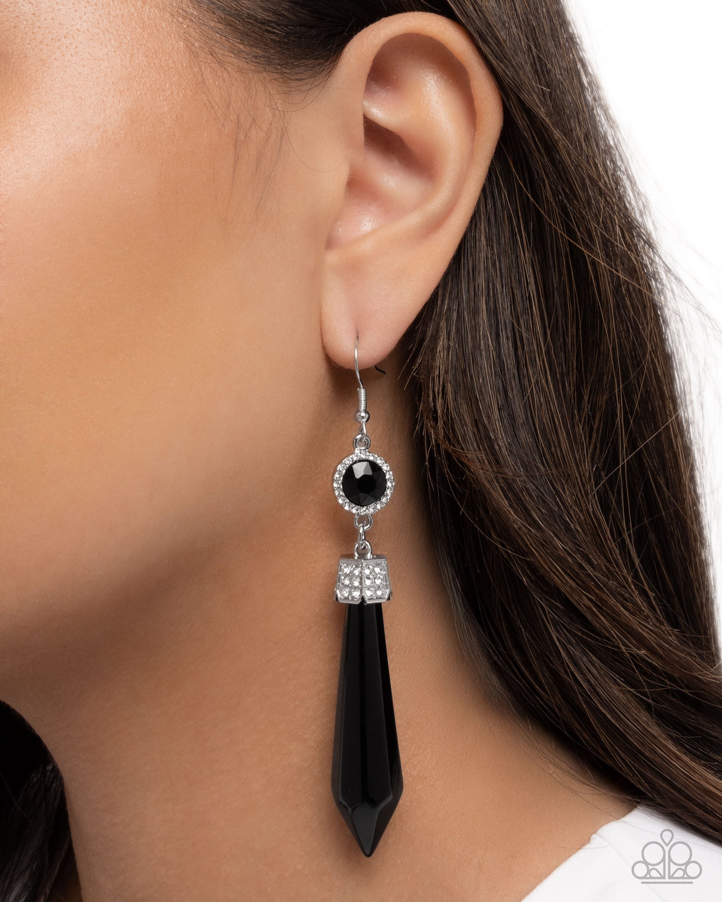 Palatial Pizzazz - Black - Paparazzi Earring Image