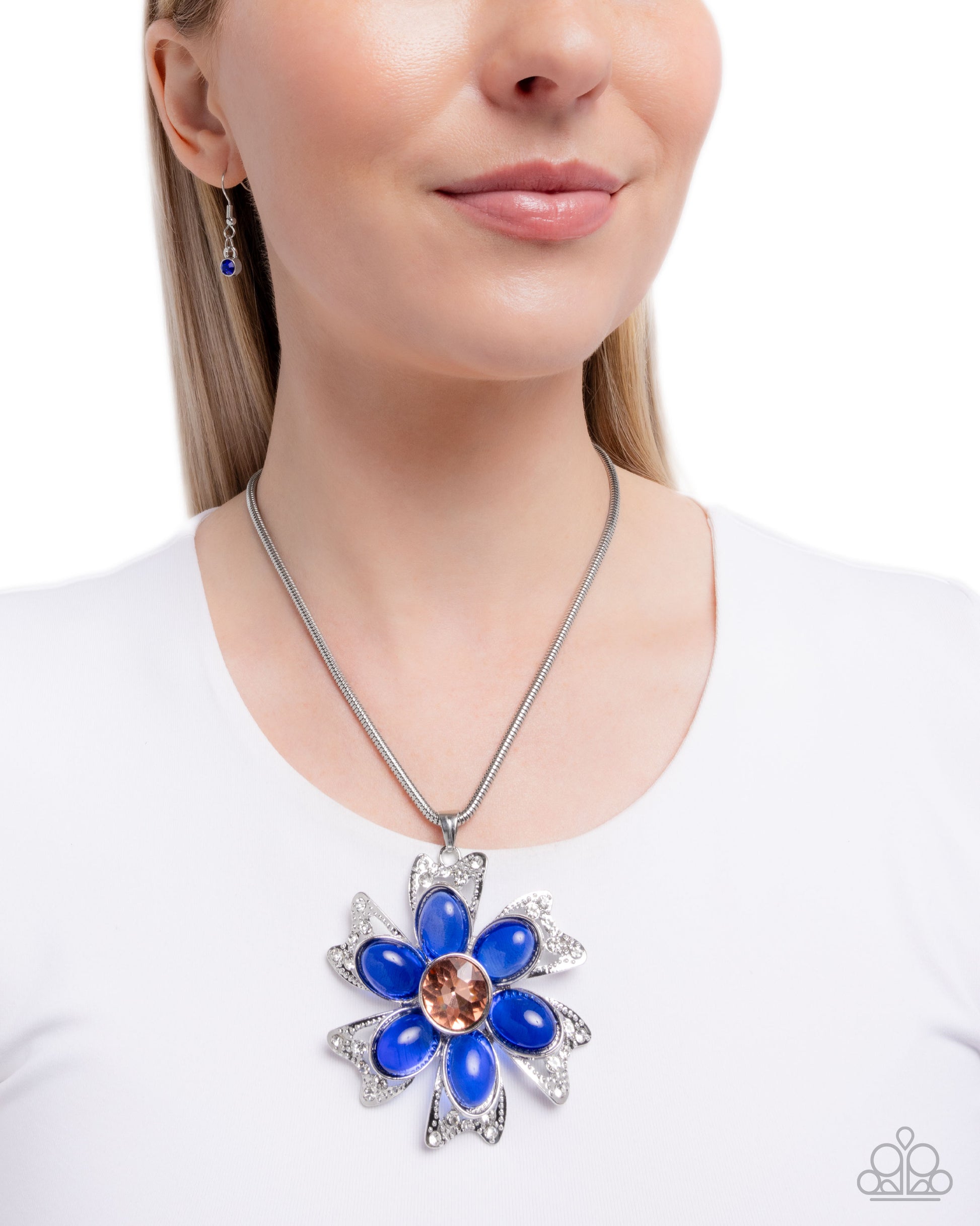 Floral Figurehead - Blue - Paparazzi Necklace Image