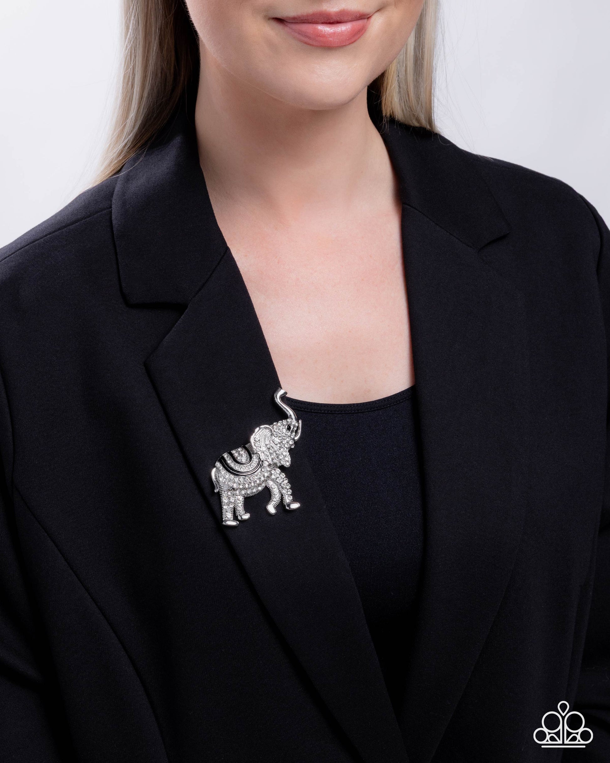 Elephant Embrace - Paparazzi Hair Accessories Image