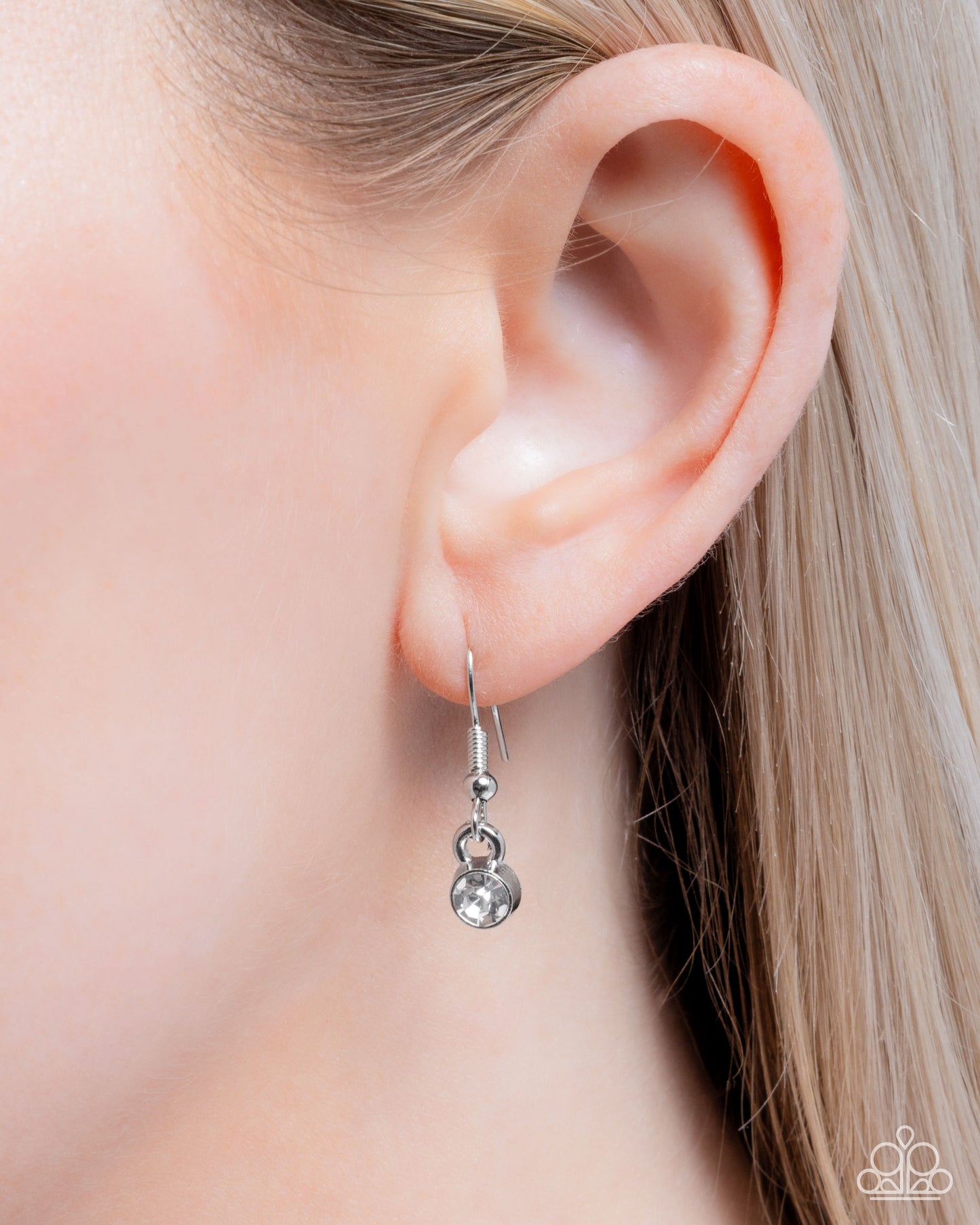 Driven Dazzle - Black - Paparazzi Necklace Image