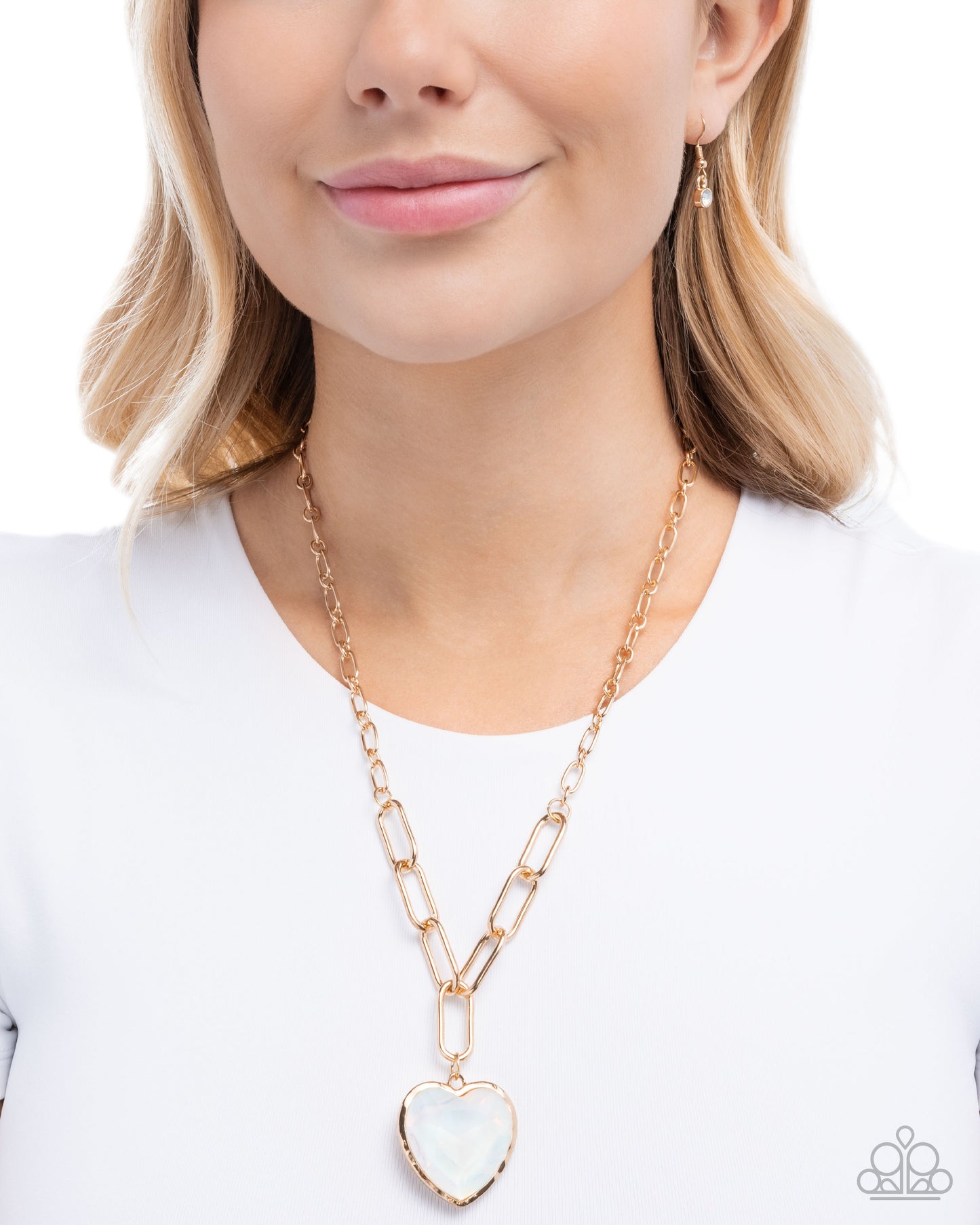 HAUTE Heart - White - Paparazzi Necklace Image