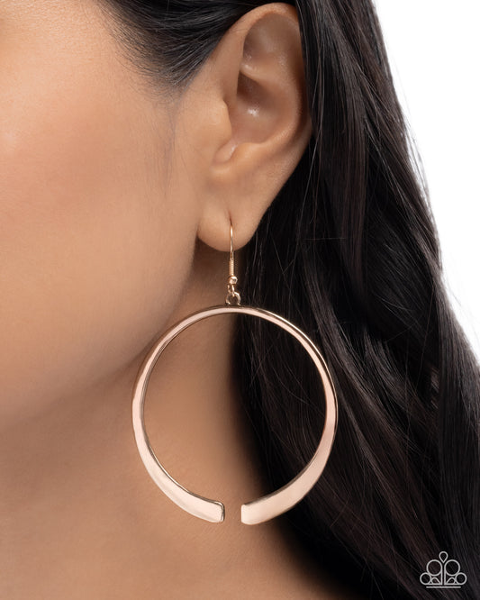 Separated Showcase - Gold - Paparazzi Earring Image
