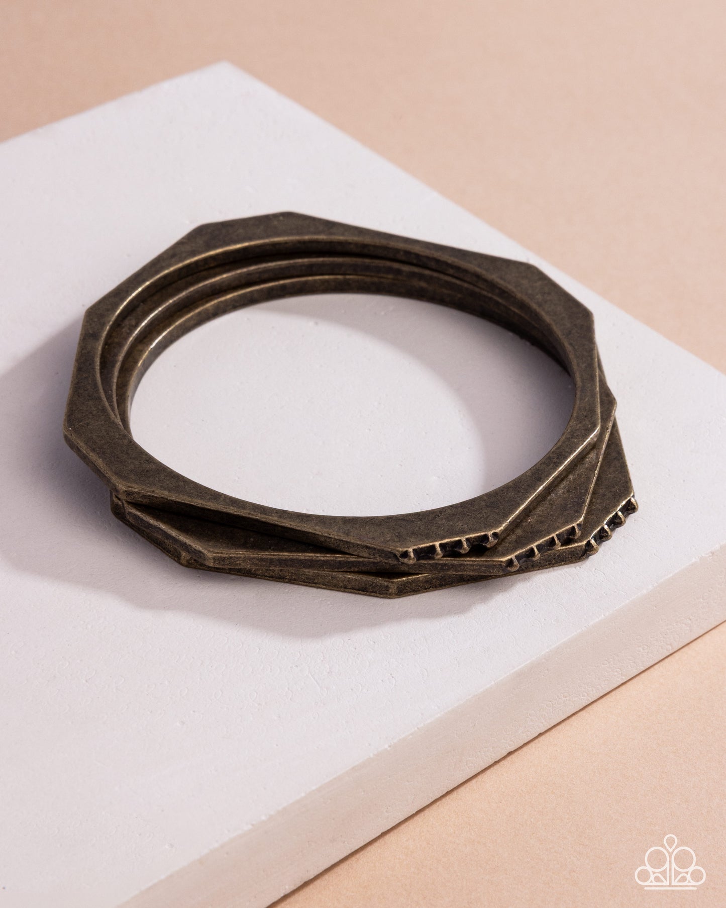 Bangle Bravado - Brass - Paparazzi Bracelet Image