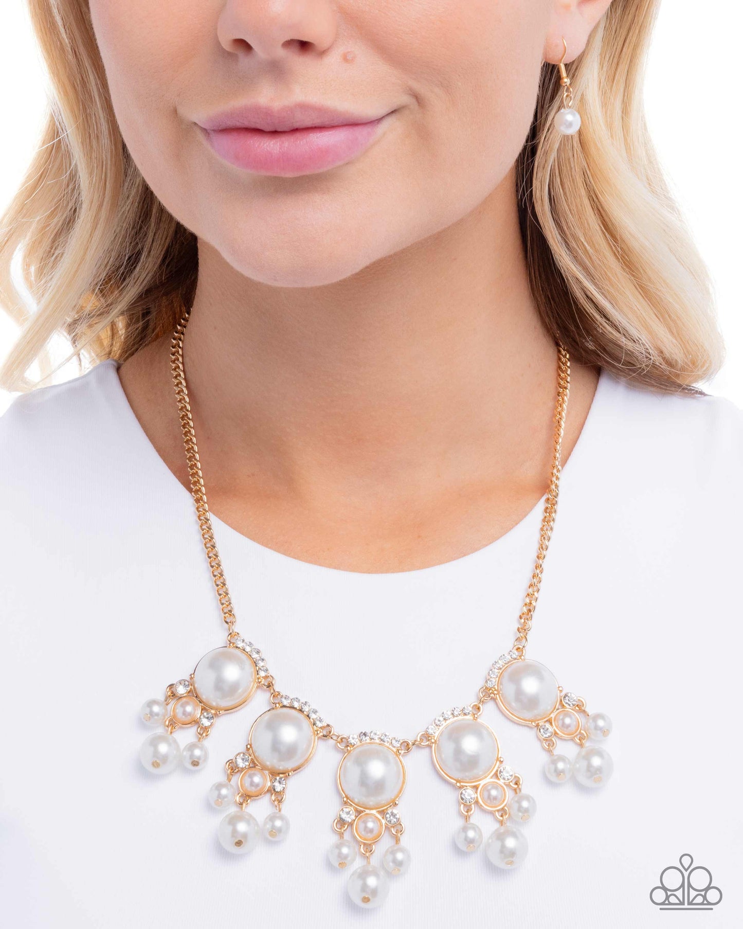 Proverbial Pearls - Paparazzi Necklace Image