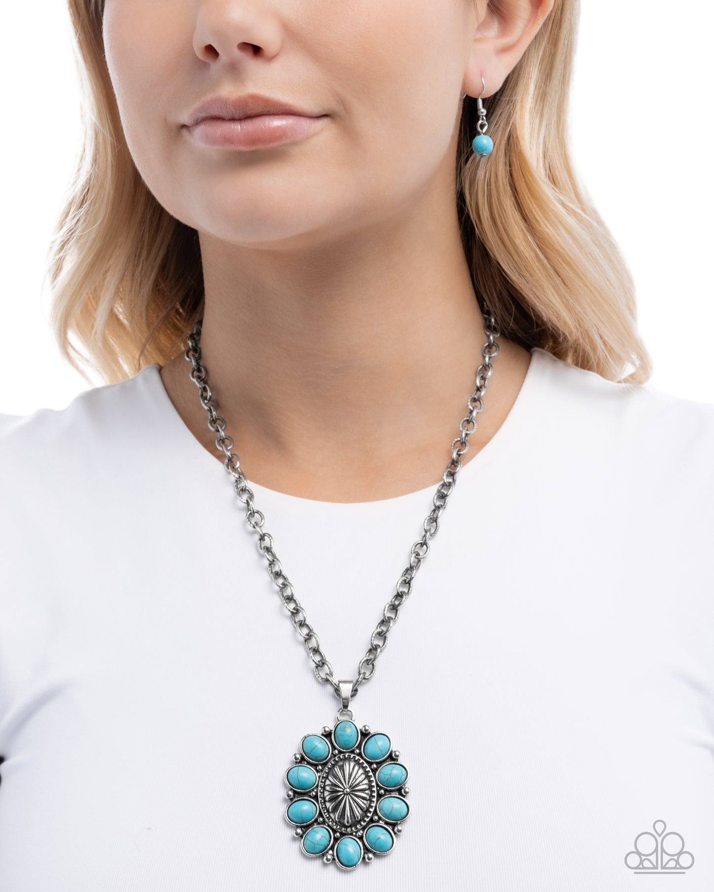Santa Fe Score - Blue - Paparazzi Necklace Image