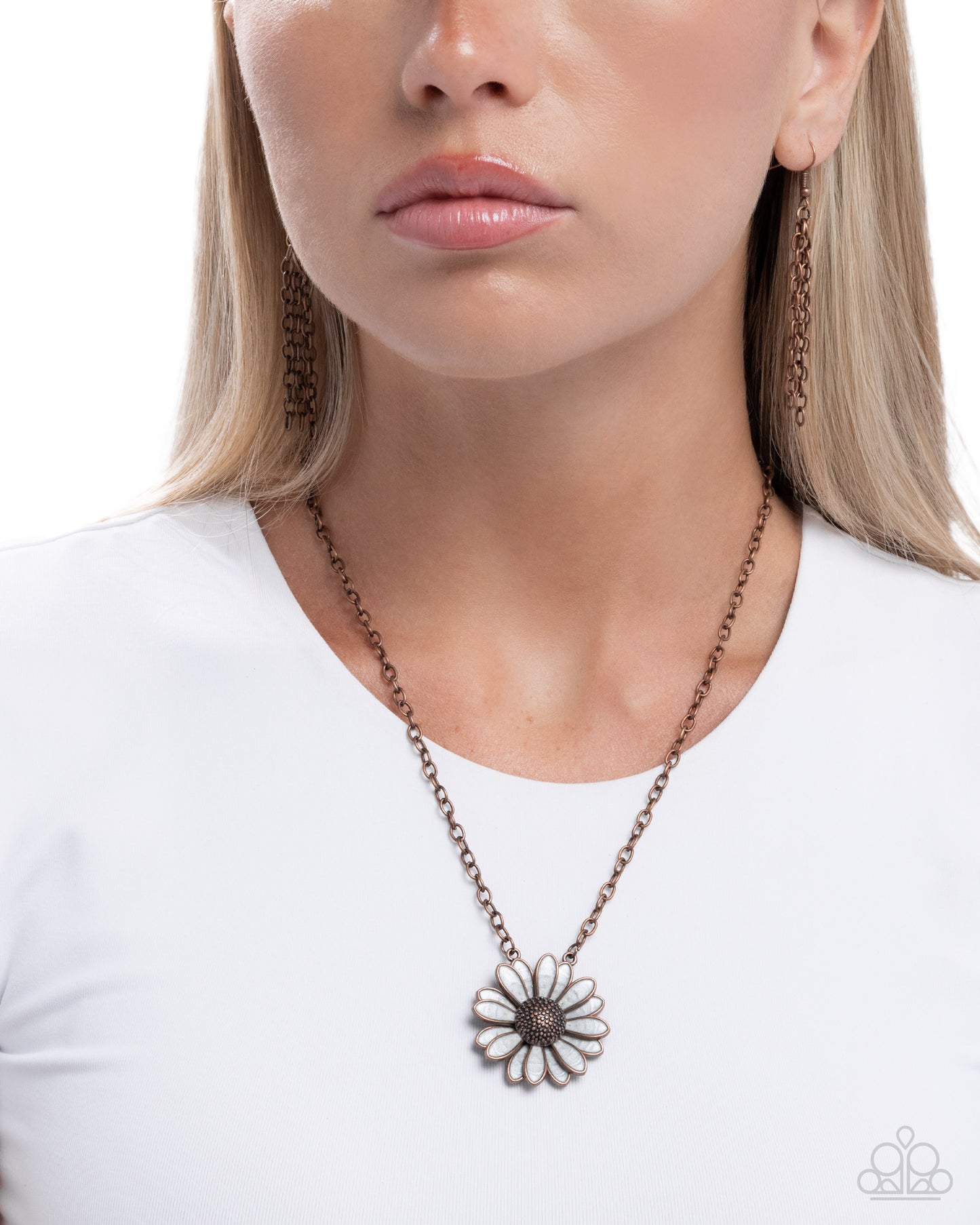 Parisian Posy - Copper - Paparazzi Necklace Image