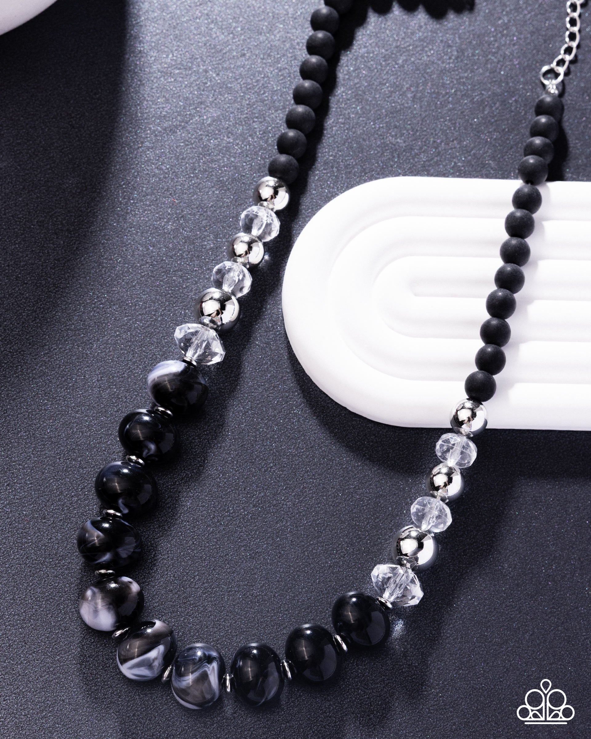 Swirl Simplicity - Black - Paparazzi Necklace Image