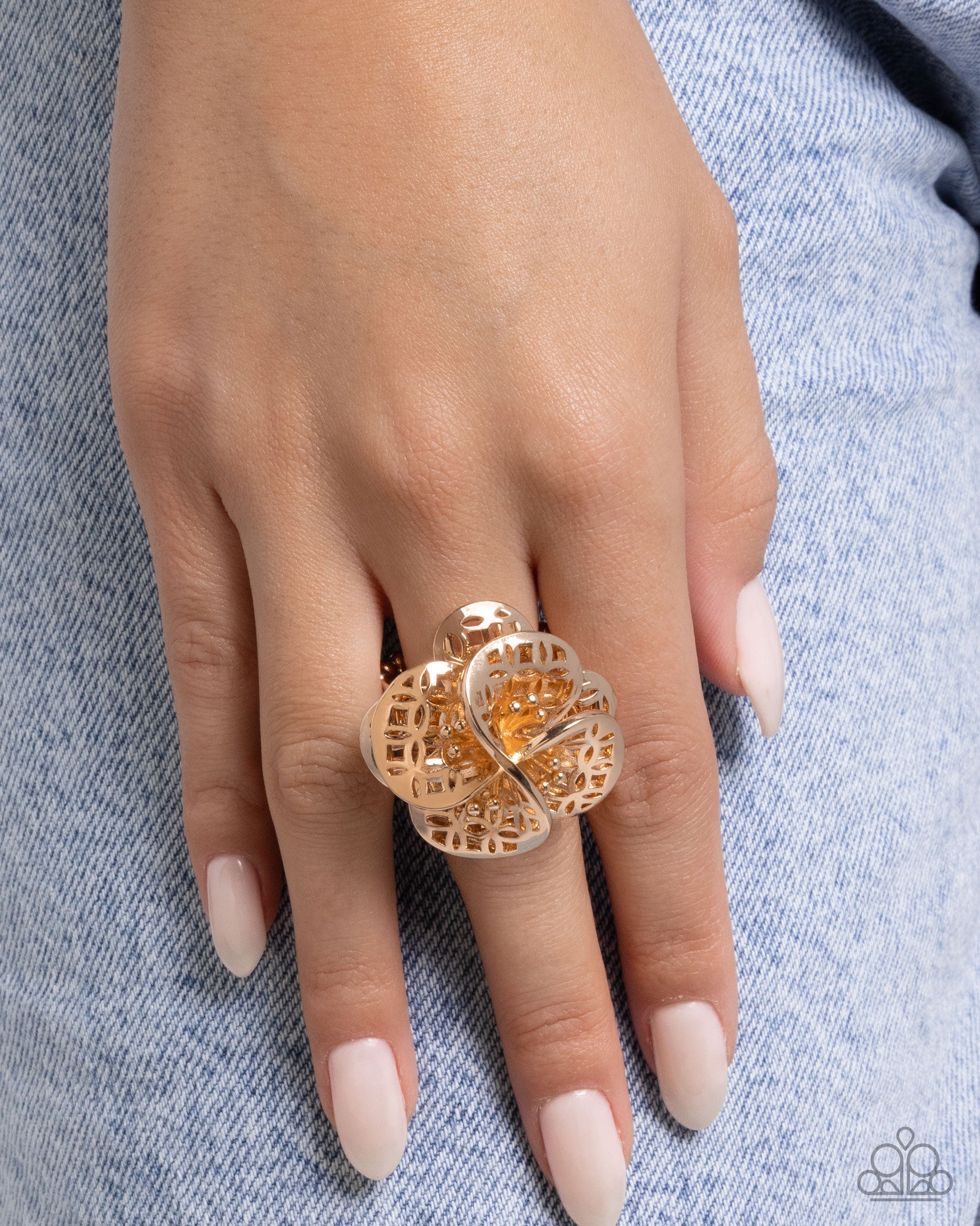 Luminescent Lattice - Gold - Paparazzi Ring Image